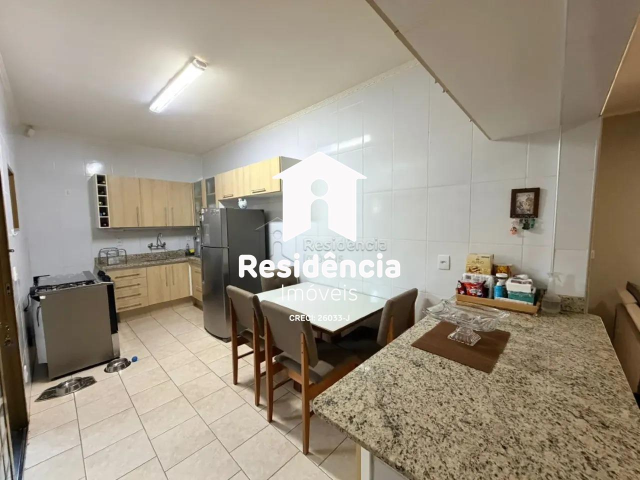 Casa à venda no Jardim São José: 