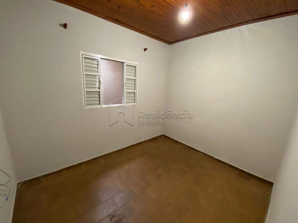 Casa para aluguel no Conj. Hab. Jacinto Pisani (Projeto Cem): 