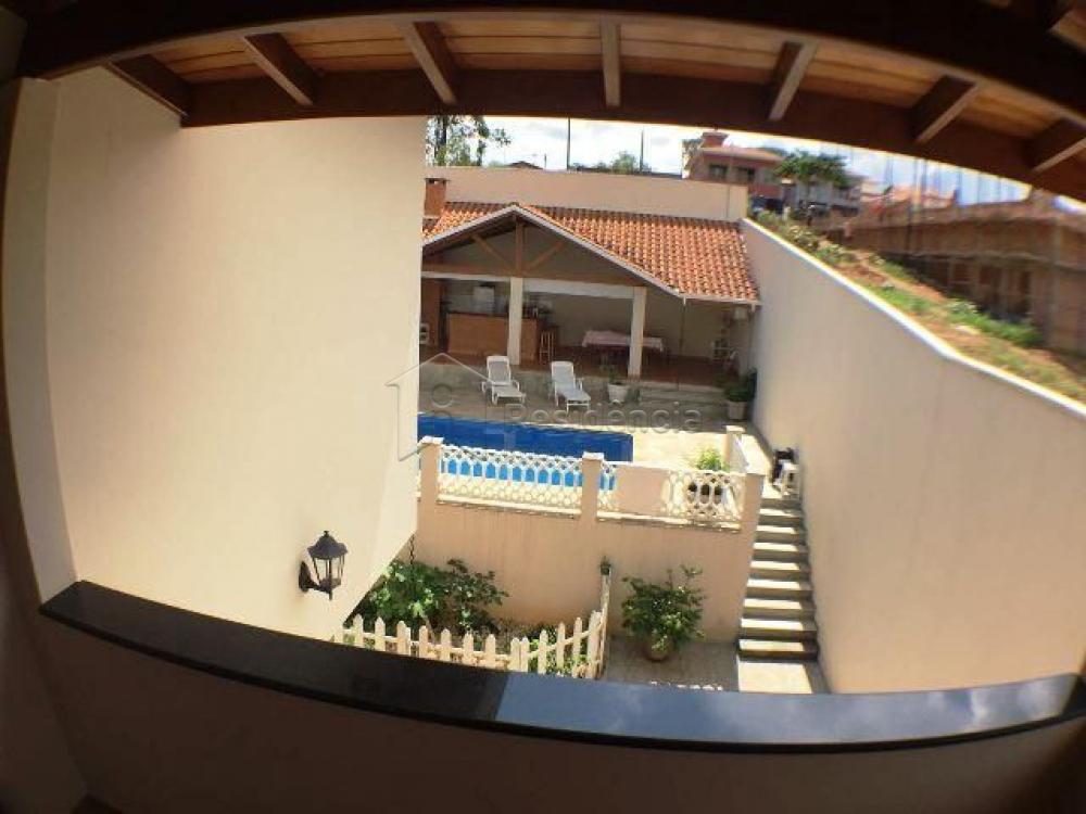 Casa à venda no Centro: 