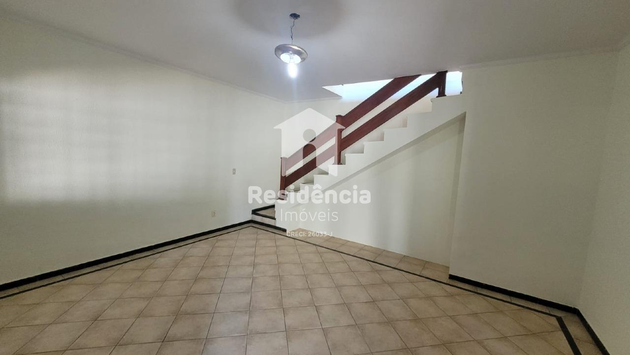 Casa à venda no Jardim Lavínia: 