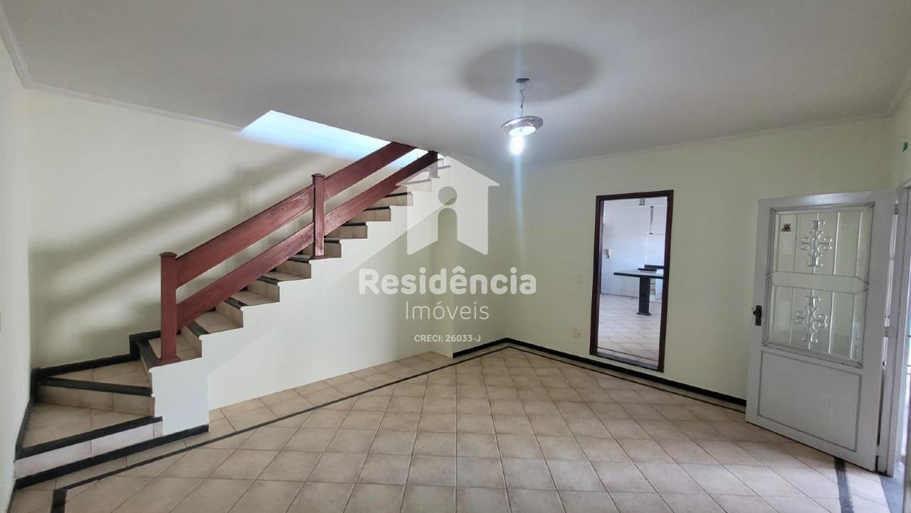 Casa à venda no Jardim Lavínia: 