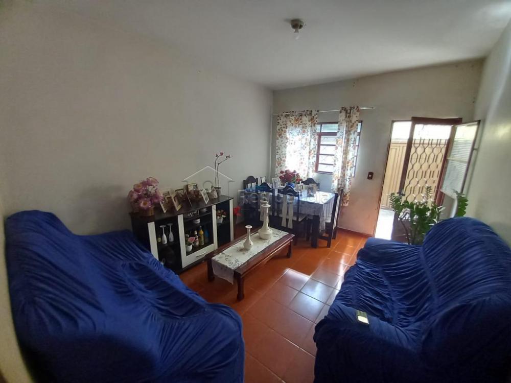 Casa à venda no Conjunto Habitacional Francisco Garófalo: 