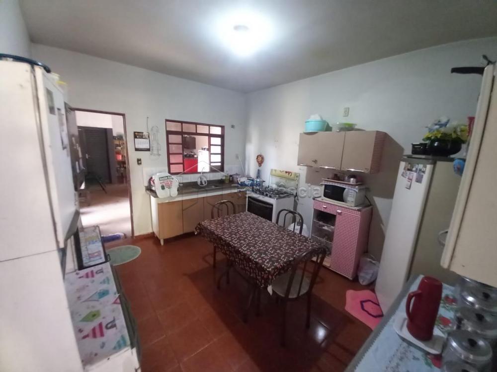 Casa à venda no Conjunto Habitacional Francisco Garófalo: 