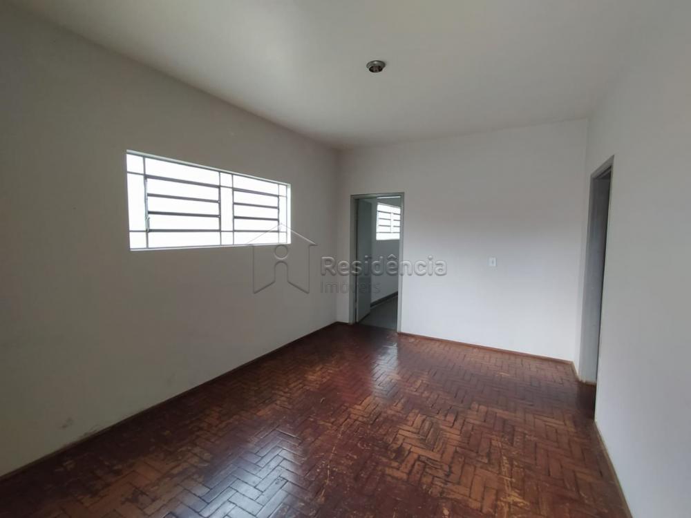 Casa à venda no Centro: 