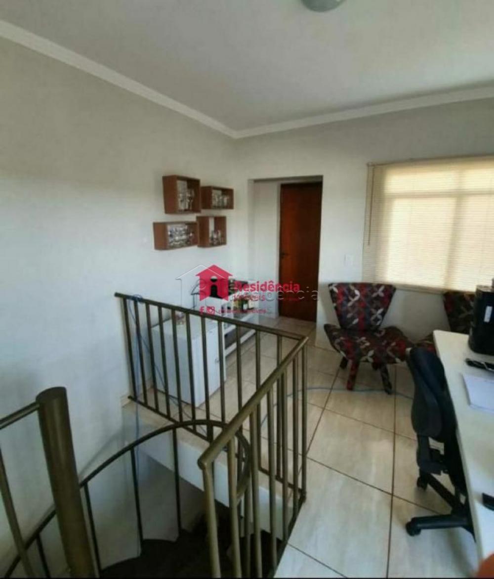 Apartamento à venda no Jardim Interlagos: 