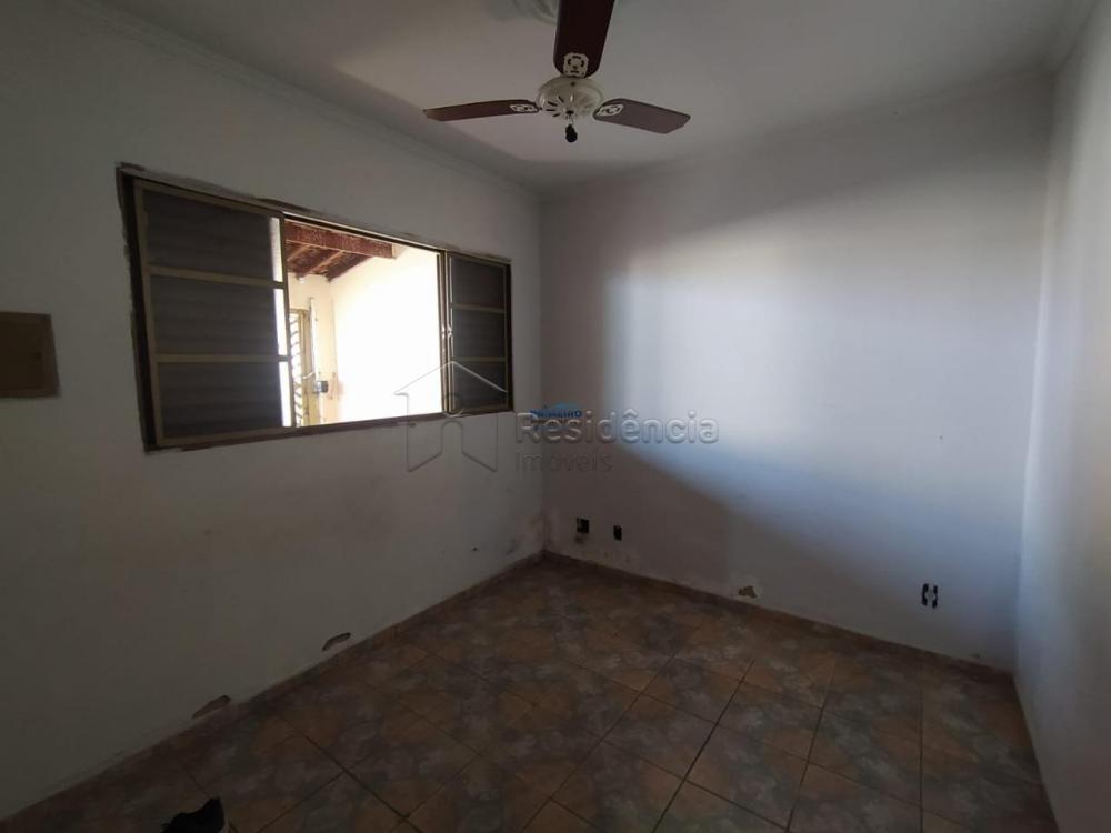 Casa à venda no Conjunto Habitacional Luiz Fernandes Dias: 