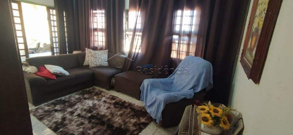 Casa à venda no Jardim São Francisco: 