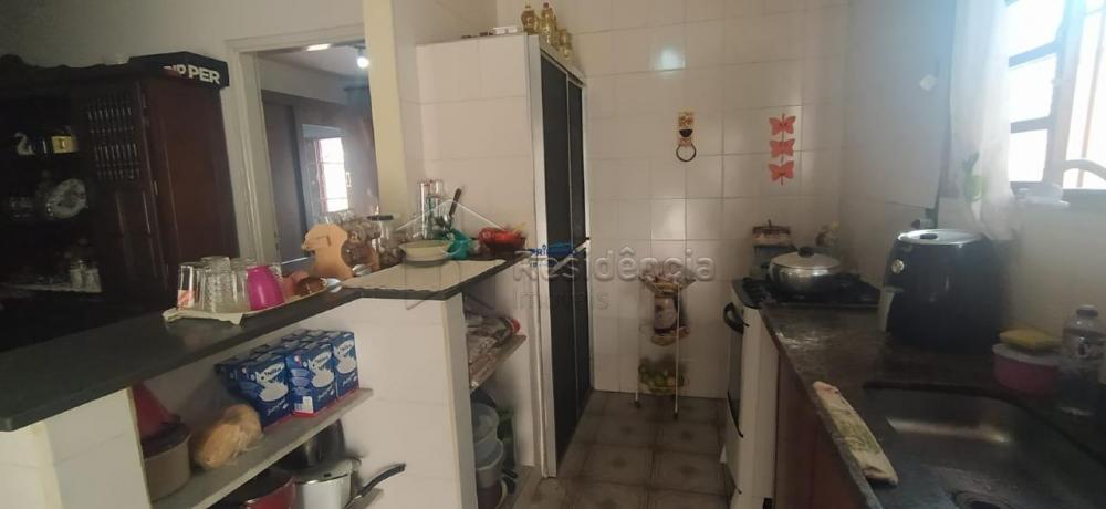 Casa à venda no Conjunto Habitacional Gilberto Rossetti (Cohab II): 