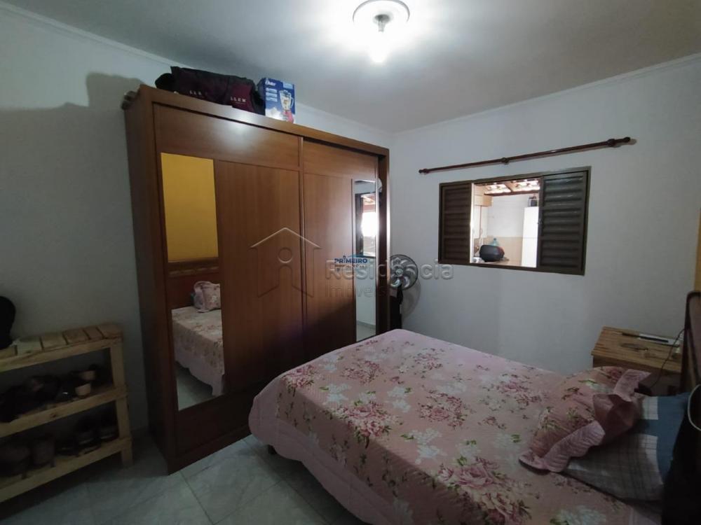 Casa à venda no Jardim José Justi: 