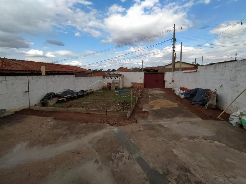 Casa à venda no Jardim José Justi: 