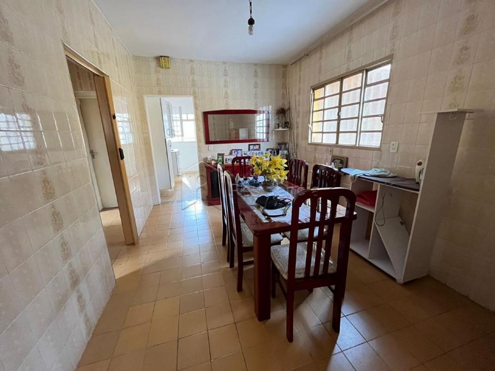 Casa à venda no Vila Lambari: 