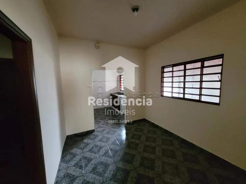 Casa para aluguel no Jardim Santa Maria: 