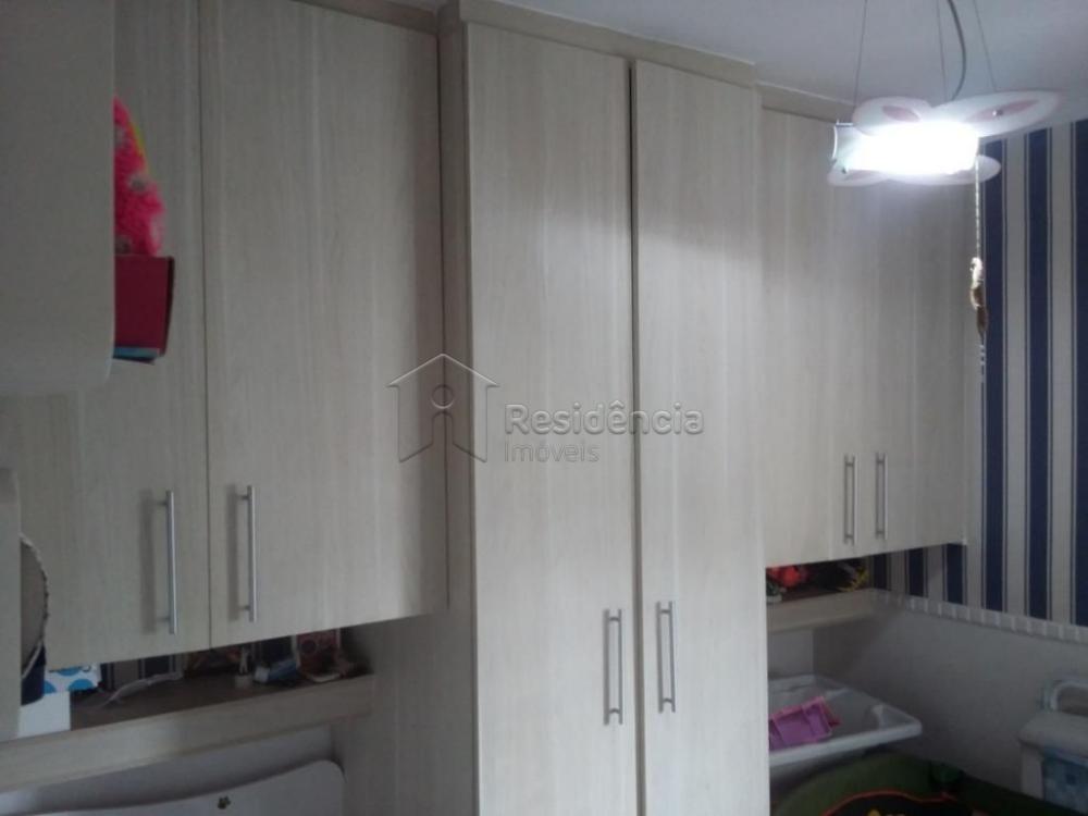 Apartamento à venda no Jardim Santo Antônio: 