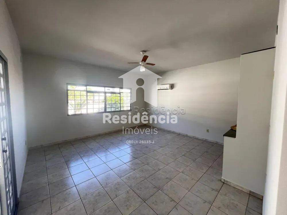 Casa para aluguel no Jardim São Luiz: 