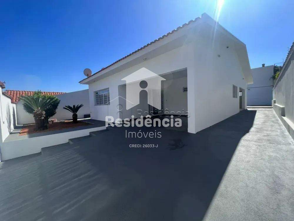 Casa para aluguel no Jardim São Luiz: 