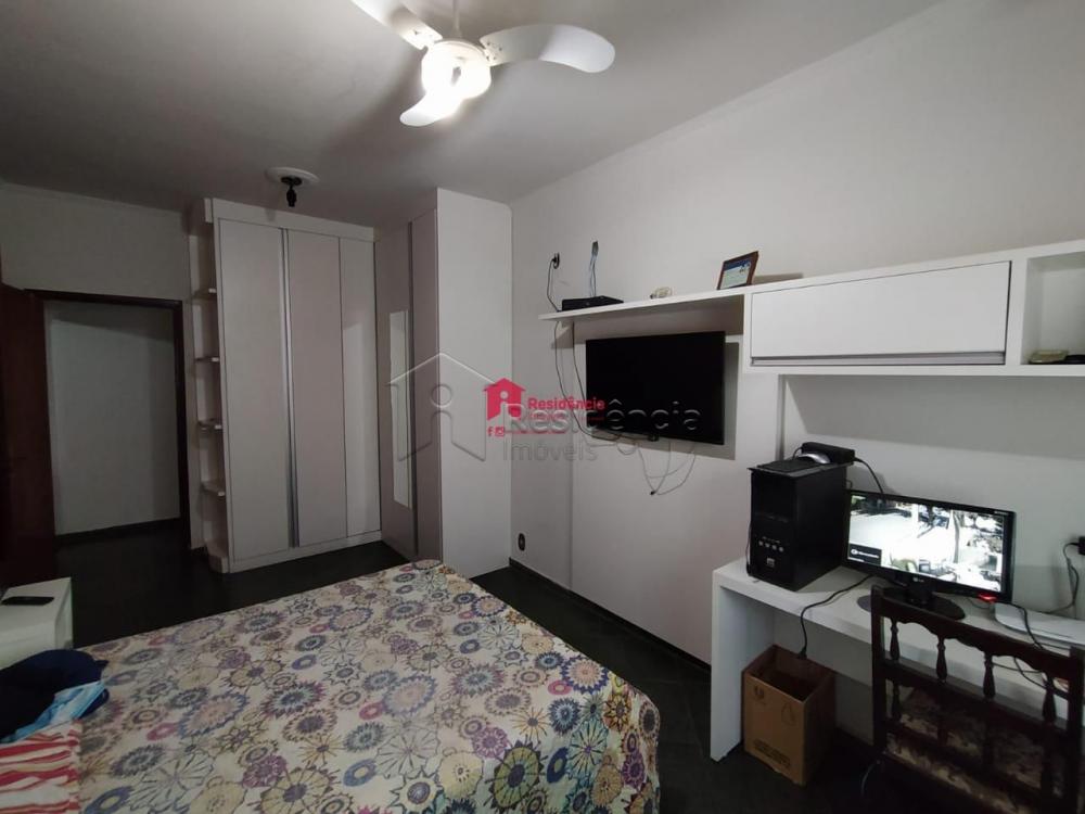 Casa à venda no Centro: 