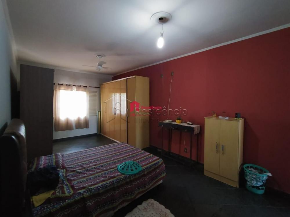 Casa à venda no Centro: 