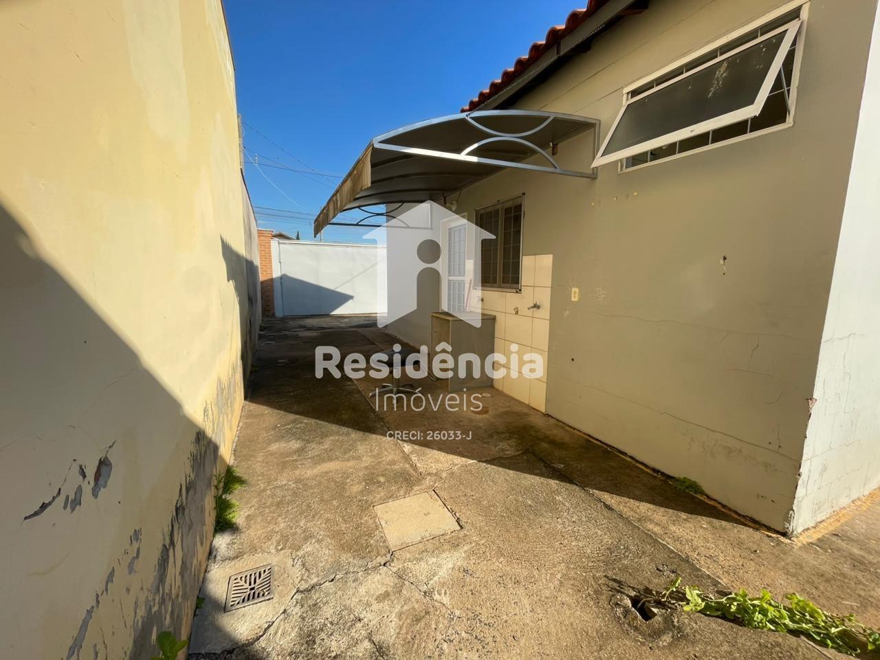 Casa para aluguel no Jardim Maziero: 