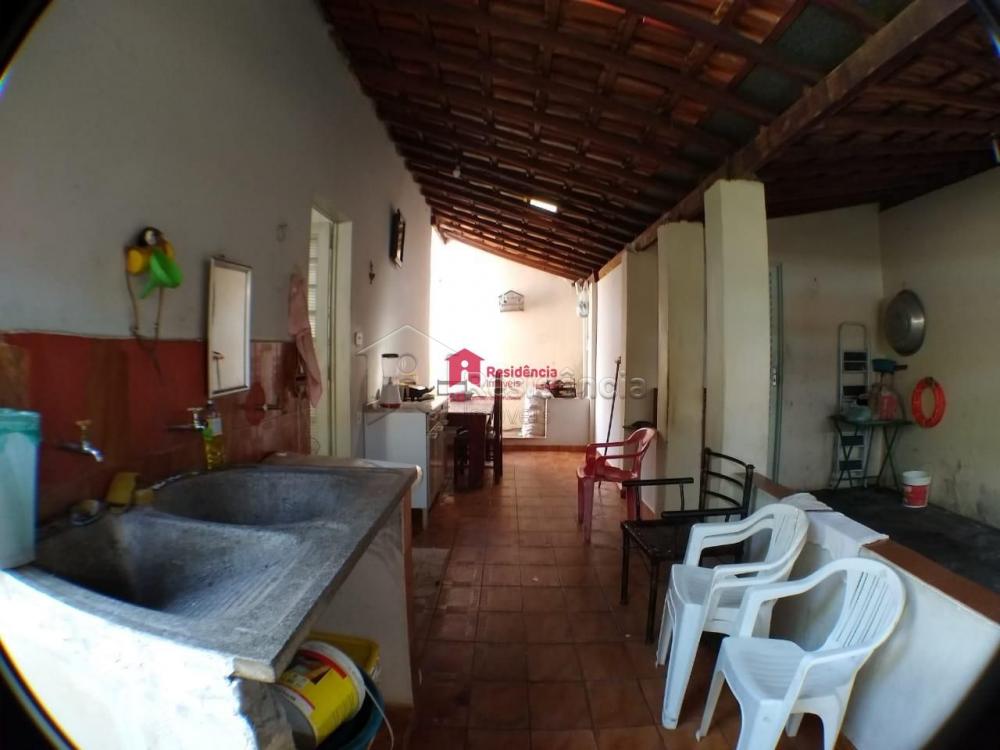 Casa à venda no Núcleo Habitacional Nenê Pereira Lima: 