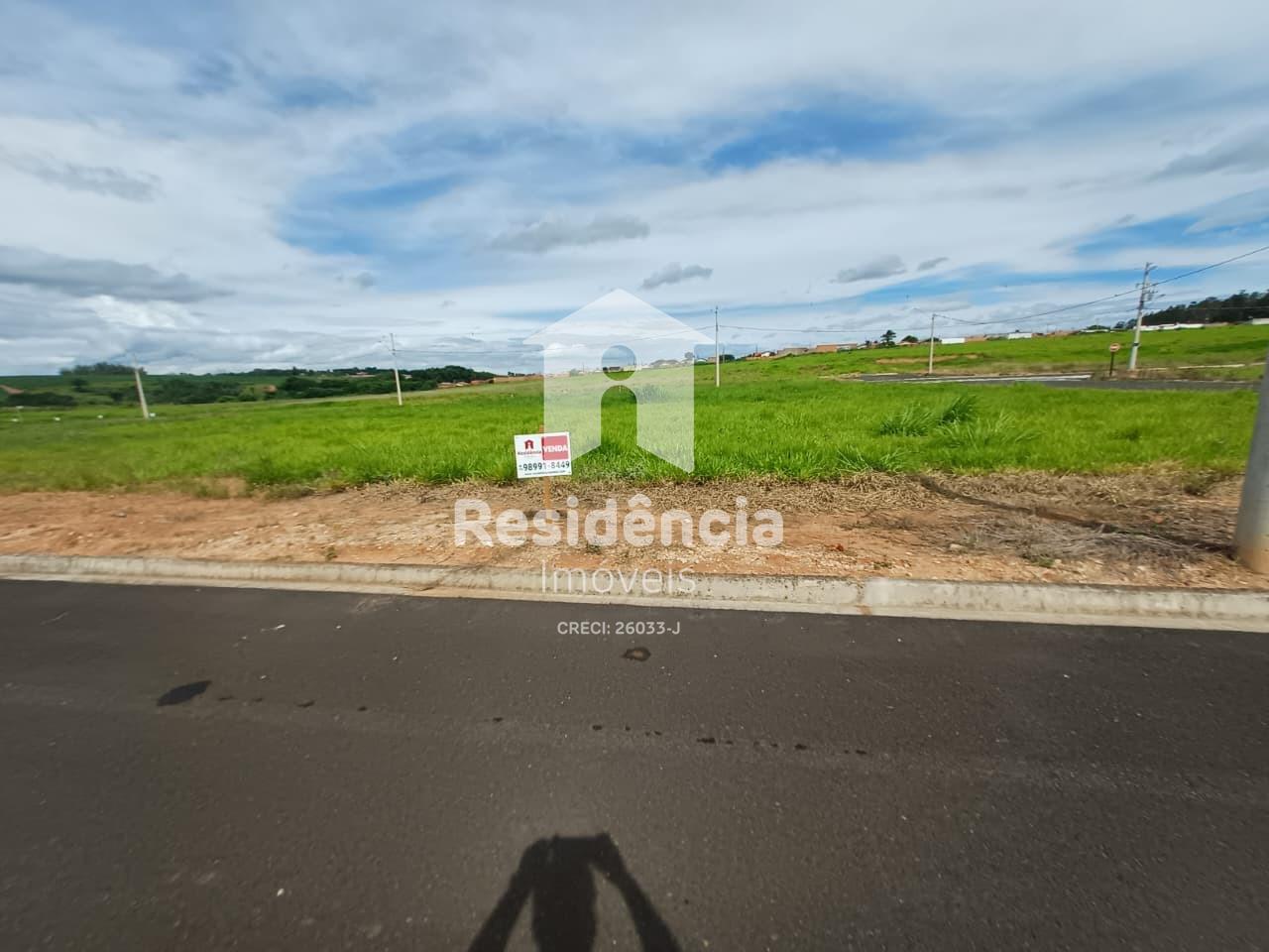 Terreno à venda no Jardim Imperial: 