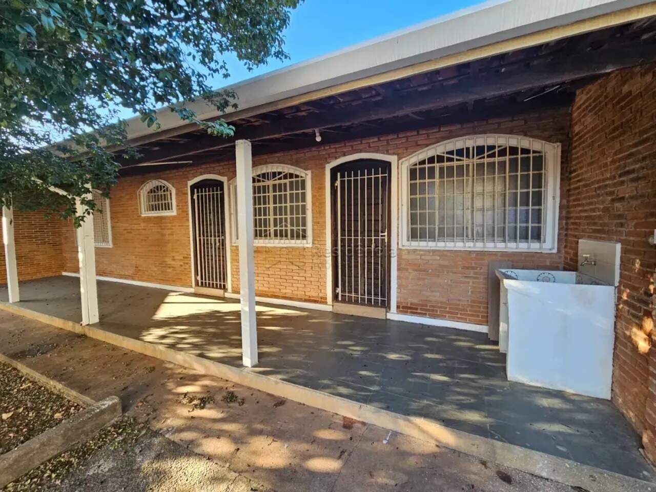 Casa para aluguel no Jardim São Domingos (Chácaras São Domingos): 
