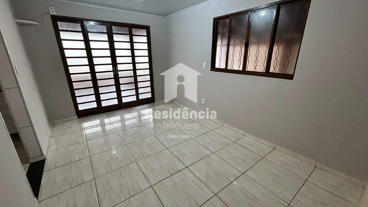 Casa para aluguel no Jardim Santa Cecília: 