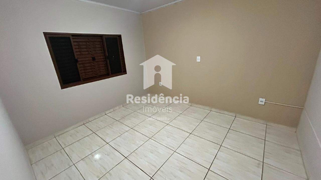 Casa para aluguel no Jardim Santa Cecília: 
