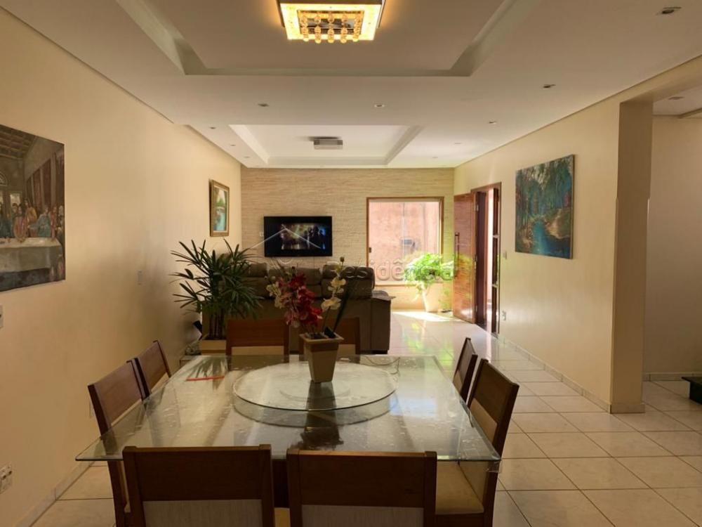 Casa à venda no Conjunto Habitacional Francisco Garófalo: 