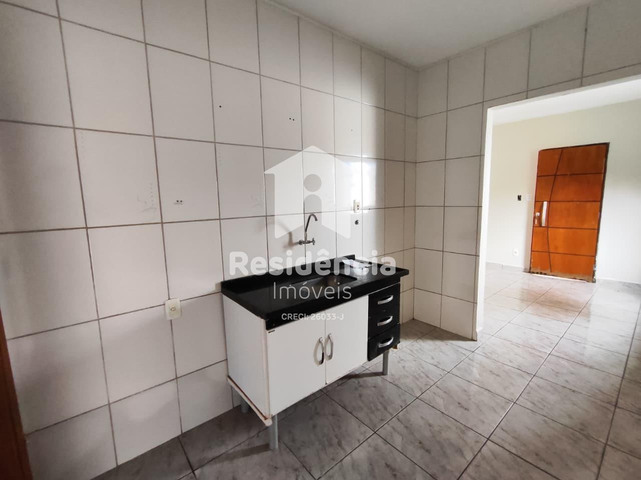 Casa para aluguel no Conjunto Habitacional Gilberto Rossetti: 