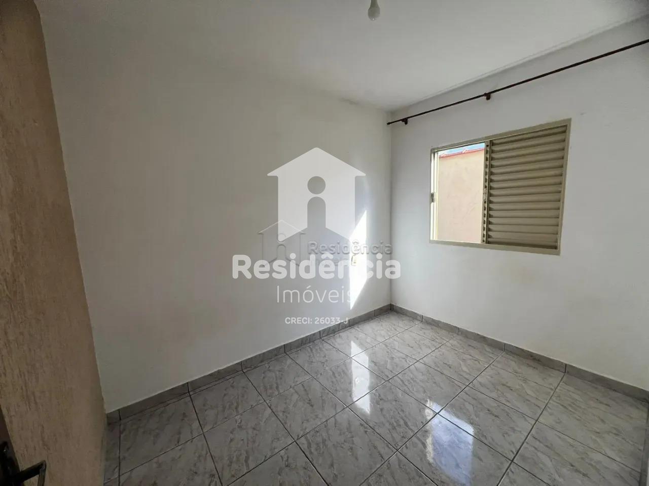 Casa para aluguel no Conjunto Habitacional Gilberto Rossetti: 