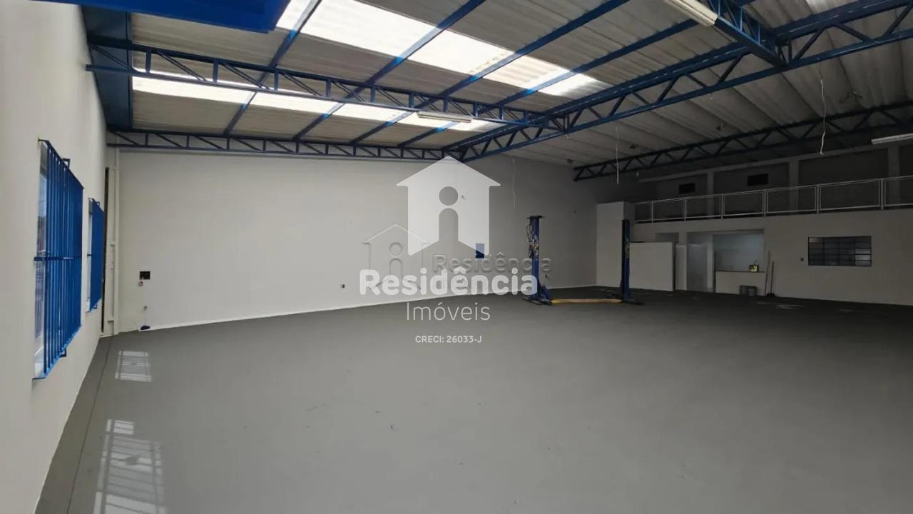 Barracão para aluguel no Centro: 