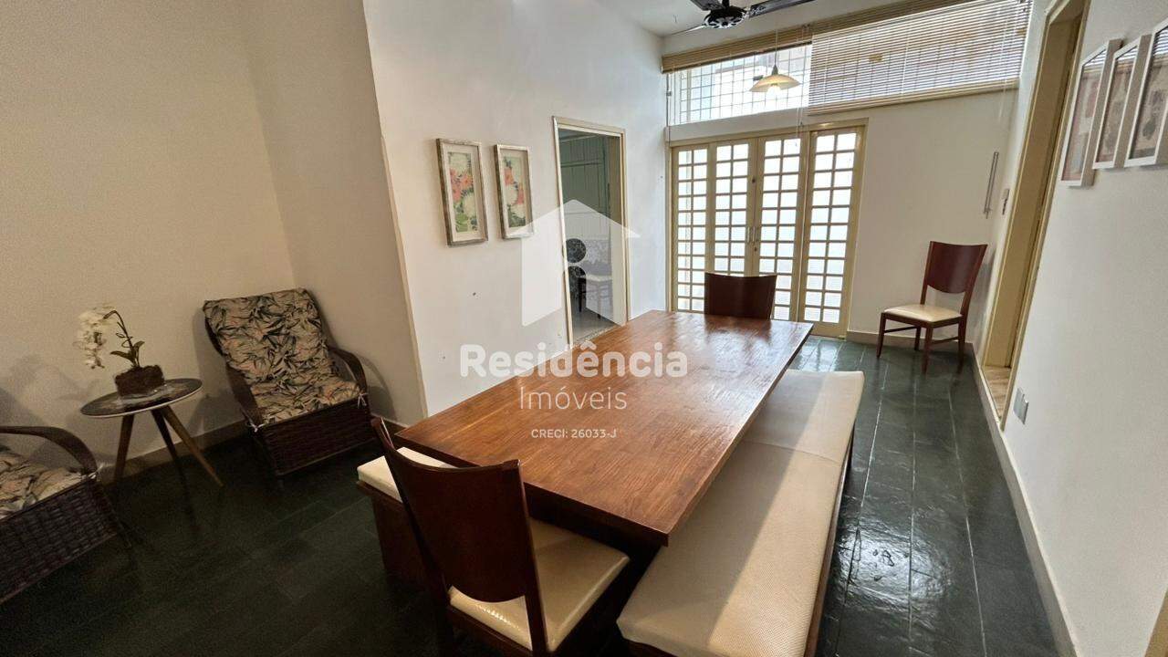 Casa para aluguel no Centro: 