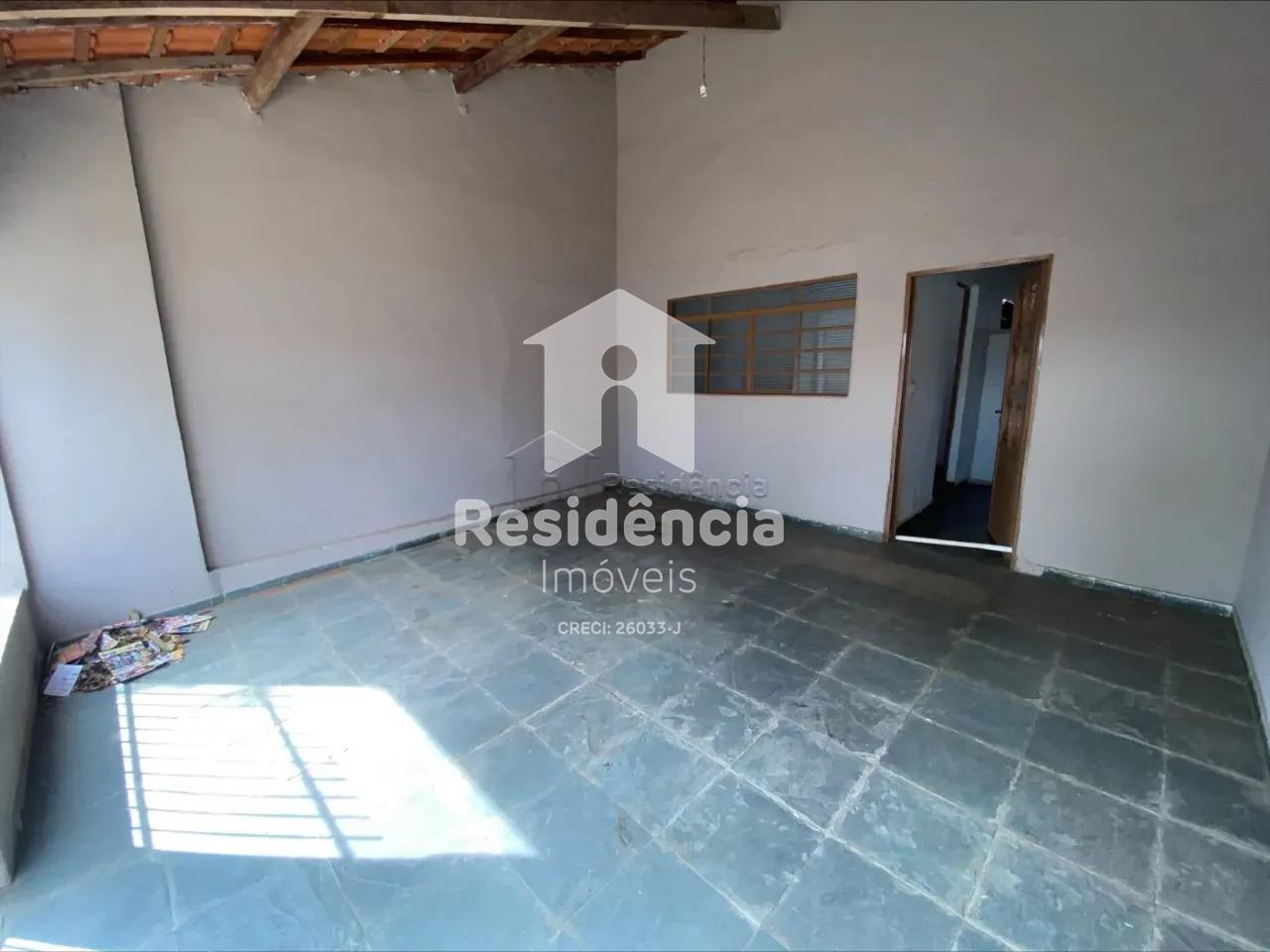 Casa para aluguel no Conj. Hab. Gilberto Rossetti (Cohab II): 