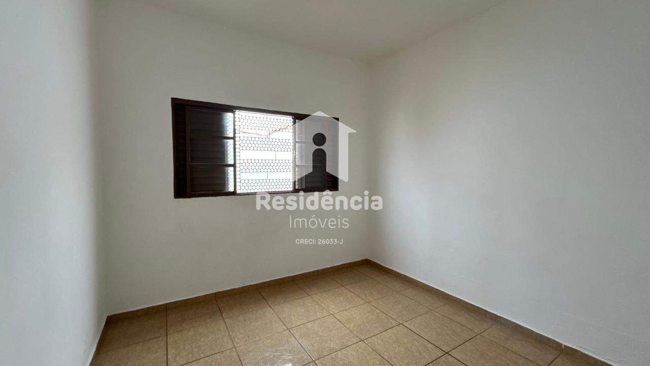 Casa para aluguel no Jardim Alvorada: 