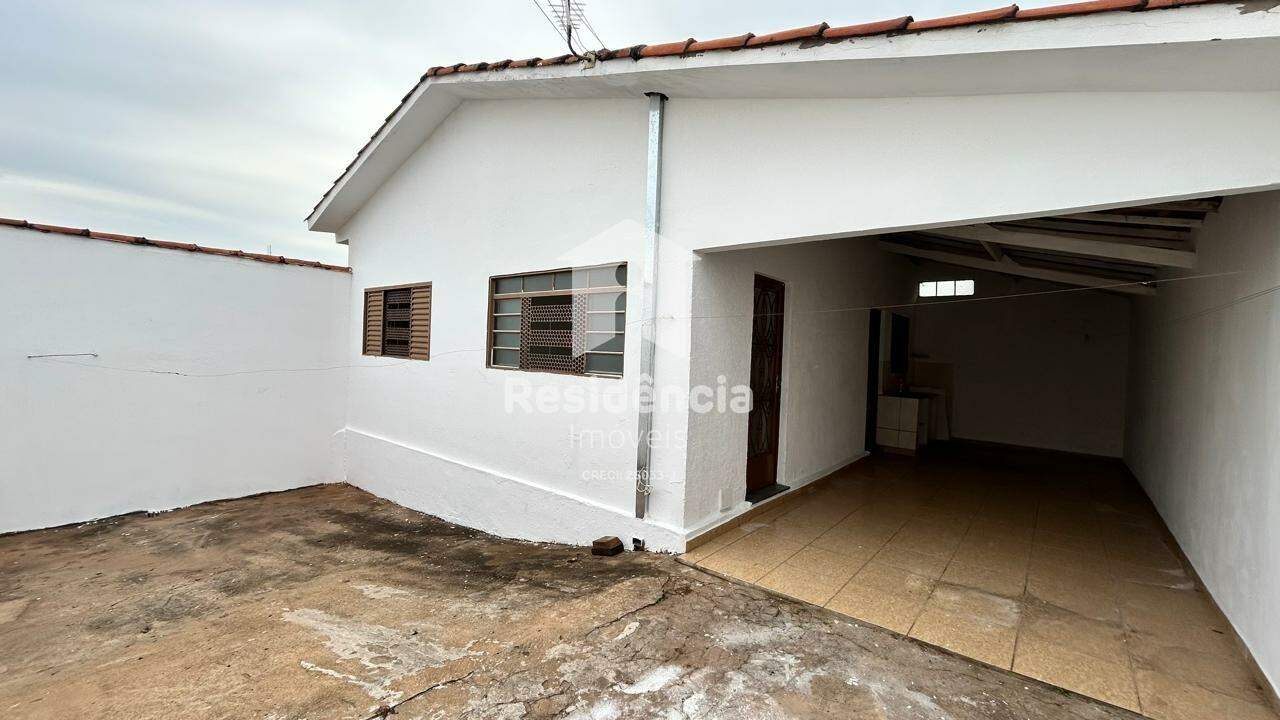 Casa para aluguel no Jardim Alvorada: 