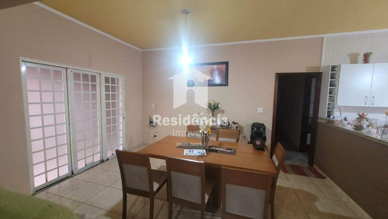 Casa à venda no Jardim São Domingos (Chácaras São Domingos): 