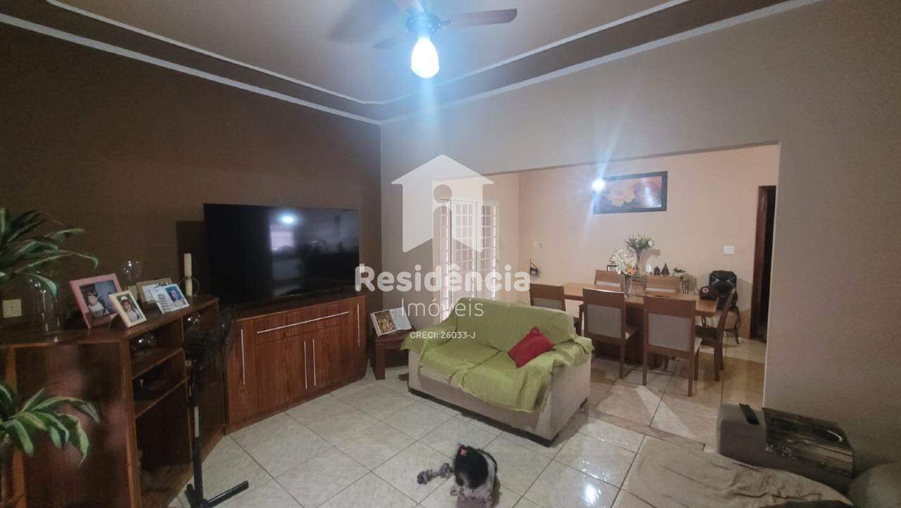 Casa à venda no Jardim São Domingos (Chácaras São Domingos): 