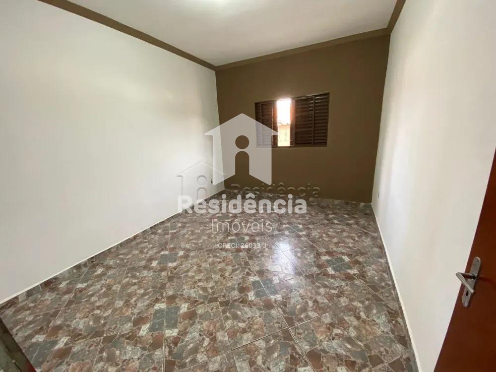 Casa para aluguel no Jardim das Figueiras: 