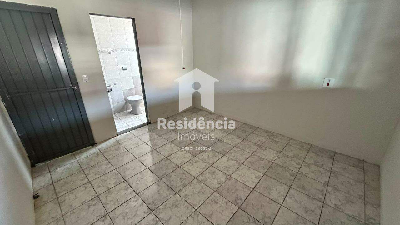 Casa para aluguel no Jardim Chico Piscina: 