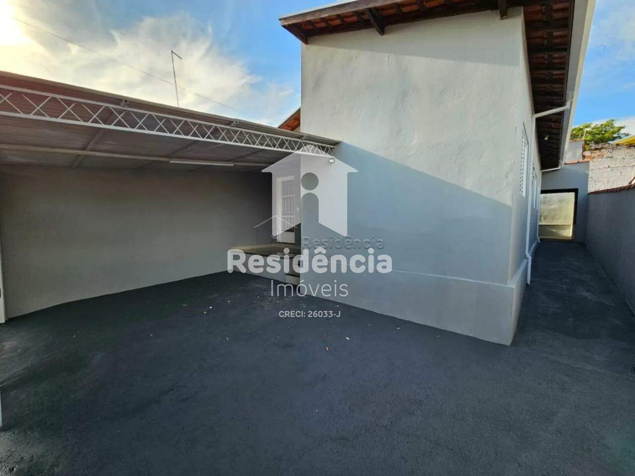 Casa para aluguel no Conj. Hab. Francisco Garófalo: 