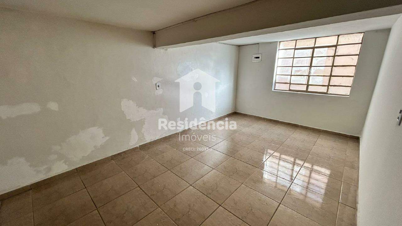 Casa para aluguel no Jardim Santa Cecília: 