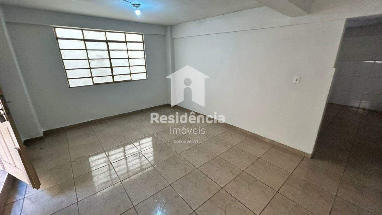 Casa para aluguel no Jardim Santa Cecília: 
