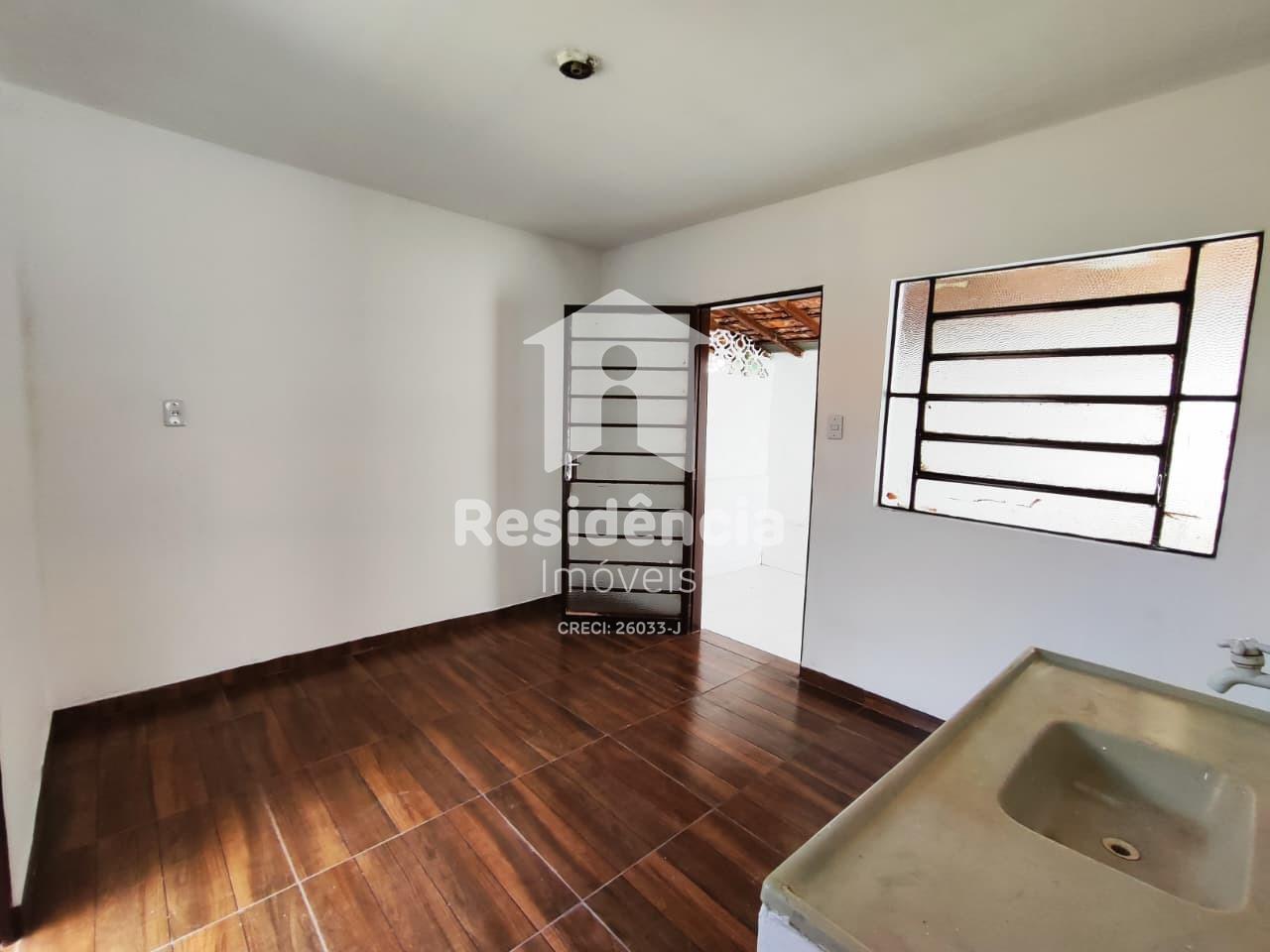 Casa para aluguel no Conjunto Habitacional Gilberto Rossetti: 