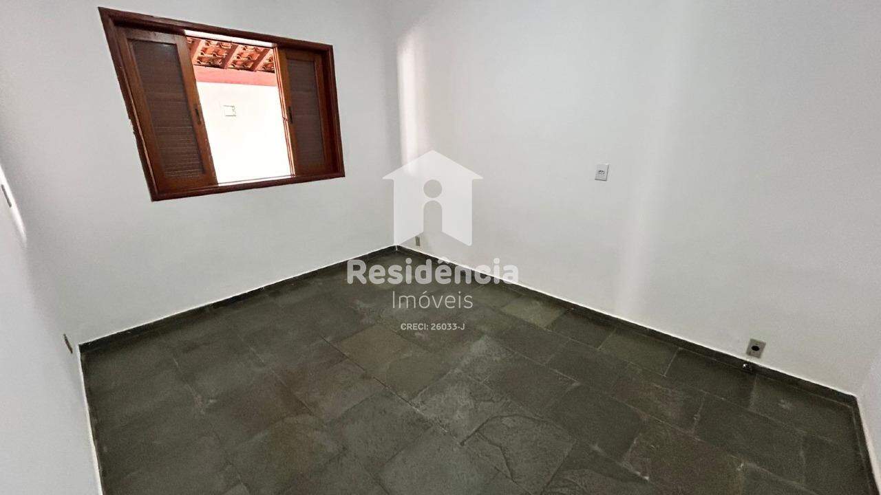 Casa para aluguel no Jardim São Domingos (Chácaras São Domingos): 