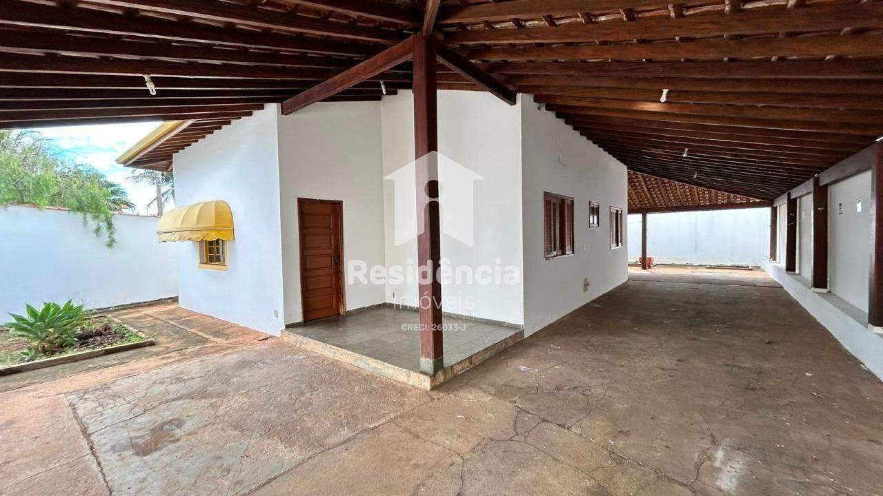 Casa para aluguel no Jardim São Domingos (Chácaras São Domingos): 