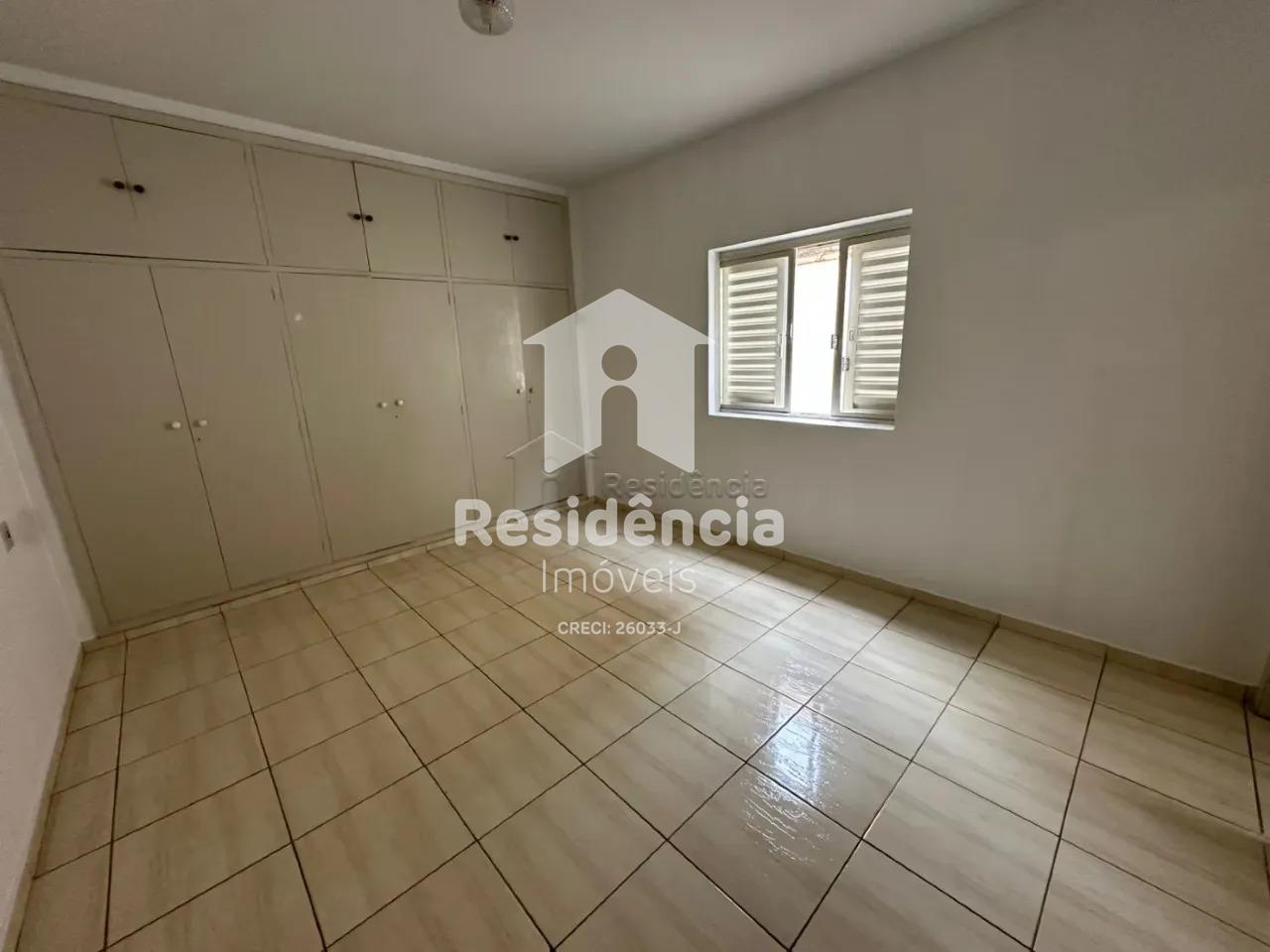 Casa para aluguel no Jardim São Domingos: 