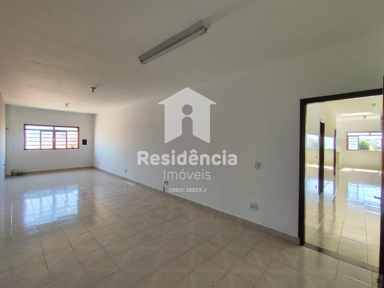 Sala para aluguel no Centro: 