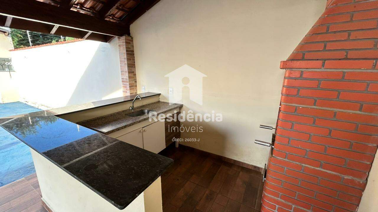 Casa para aluguel no Jardim Lago dos Ipês: 