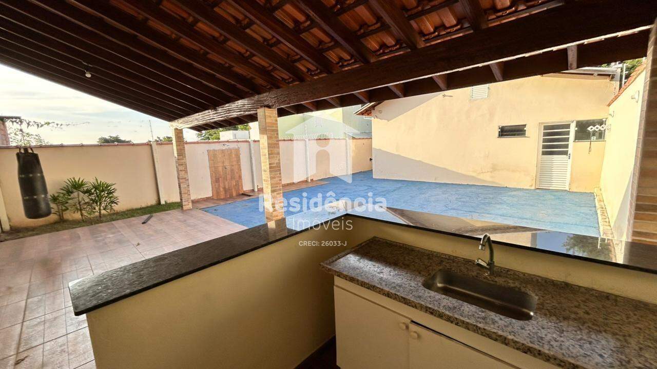 Casa para aluguel no Jardim Lago dos Ipês: 