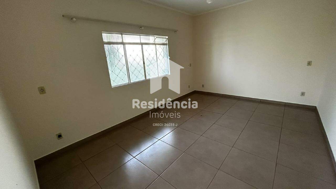 Casa para aluguel no Jardim São Domingos (Chácaras São Domingos): 